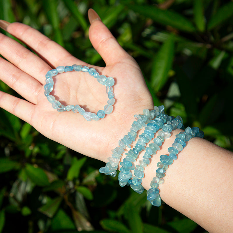 Aquamarine Tumbled Chips Crystal Healing Bracelet